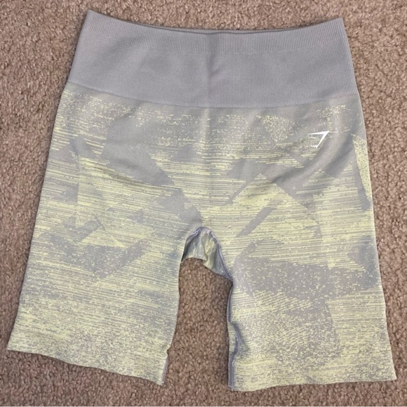 Gymshark Adap Ombre Seamless Biker Shorts Size S - Picture 1 of 4